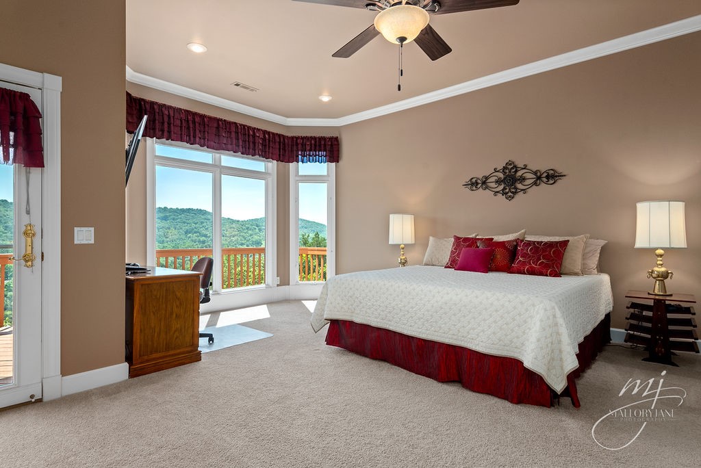 Unit 115 Holiday Island - Residential