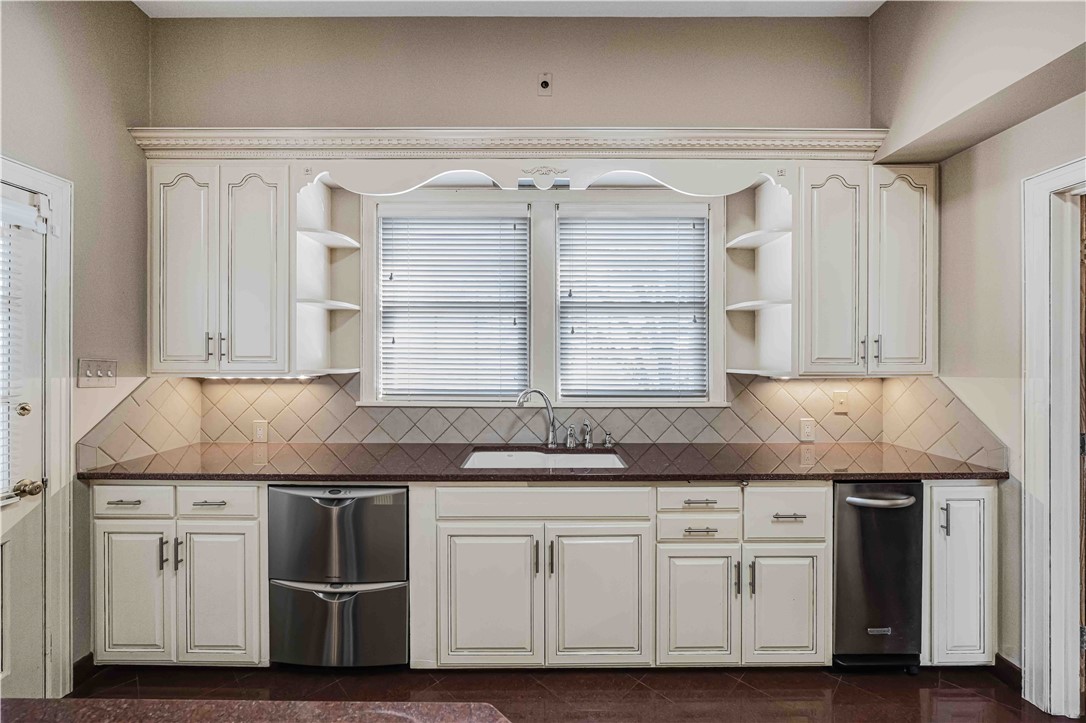 Free Ferry Heights - Residential