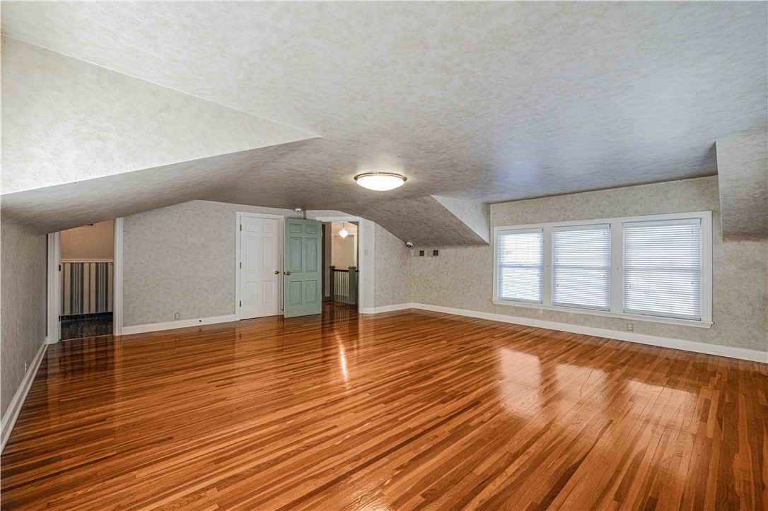 Free Ferry Heights - Residential