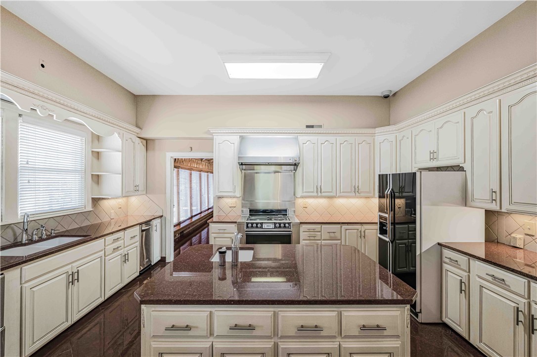 Free Ferry Heights - Residential