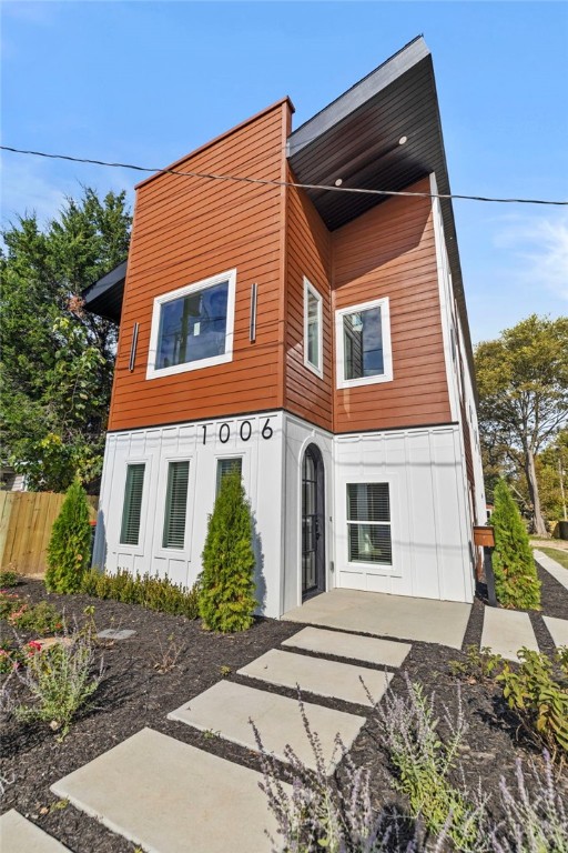 Houts Add - Residential