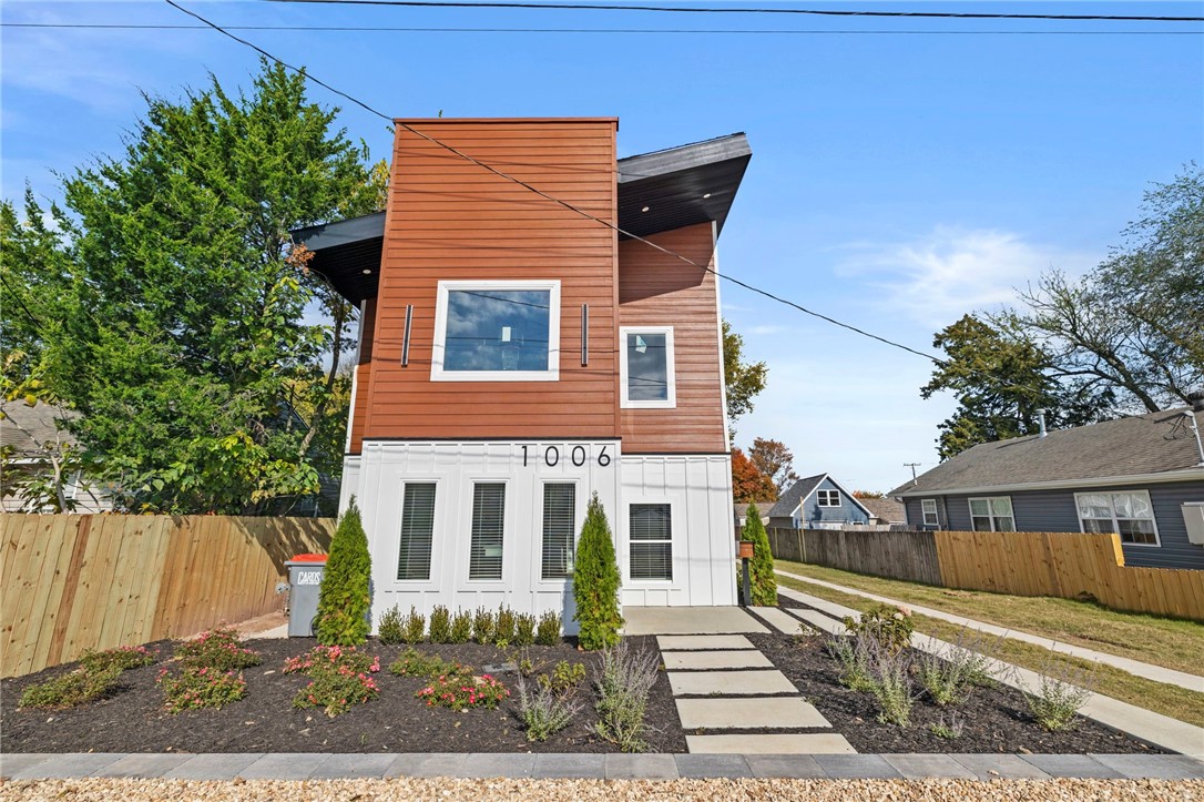 Houts Add - Residential