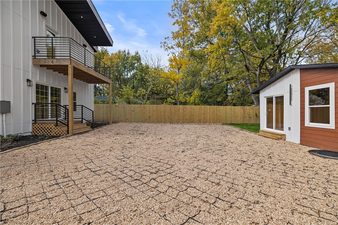 Houts Add - Residential