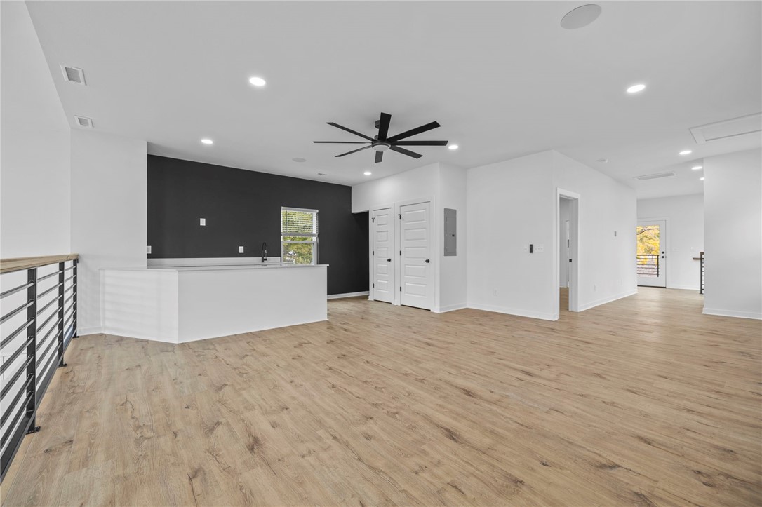 Houts Add - Residential