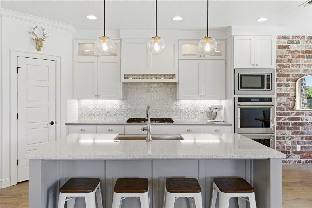 Otter Creek Estates Ph I Cave Spgs - Residential