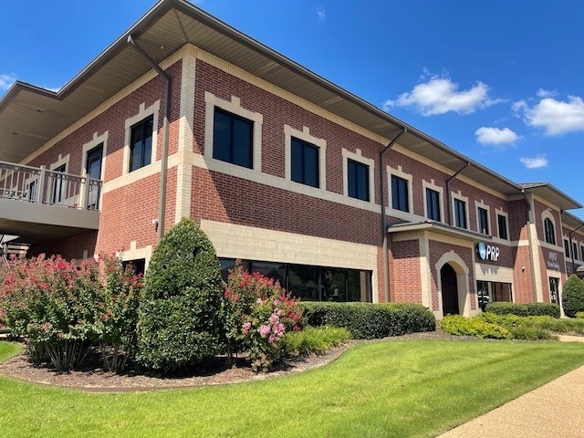 Excellent office space / Medical office space in the Millsap Commercial Corridor. 3,449 SF in current configuration with potential to add additional contiguous space for a total of 7,508 SF Call for more information.
