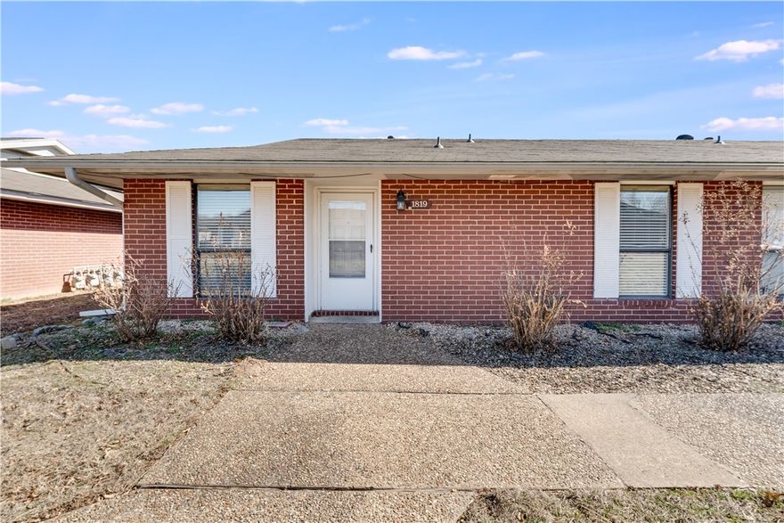 Introducing a charming 2-bedroom, 1-bathroom house located in the desirable area of Rogers, AR. This cozy home boasts a welcoming fireplace, perfect for cozy nights in. The spacious layout provides ample room for comfortable living, while the generously sized bedrooms offer plenty of space for relaxation. Don't miss out on this opportunity to make this house your home. Act fast, as this gem won't last long!