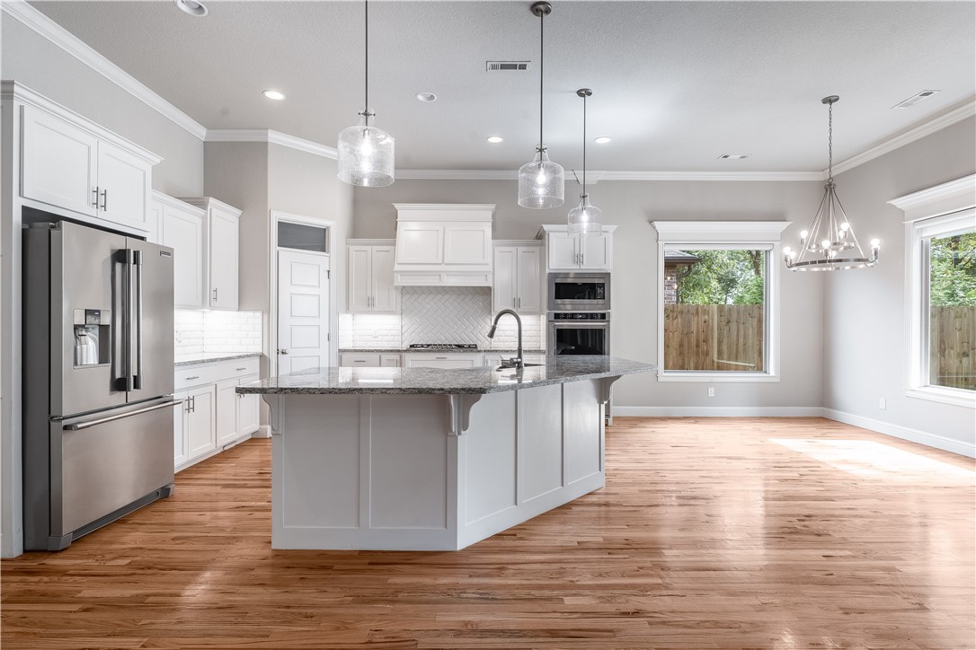Iveys Ph Ii, The Rogers - Residential