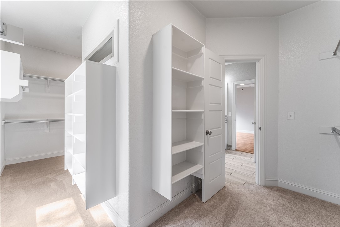 Iveys Ph Ii, The Rogers - Residential