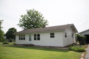 Great home on a great lot with detached 2 car garage, private back yard for weekend get together.