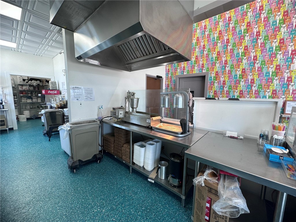 Admiral Add - Commercial Lease