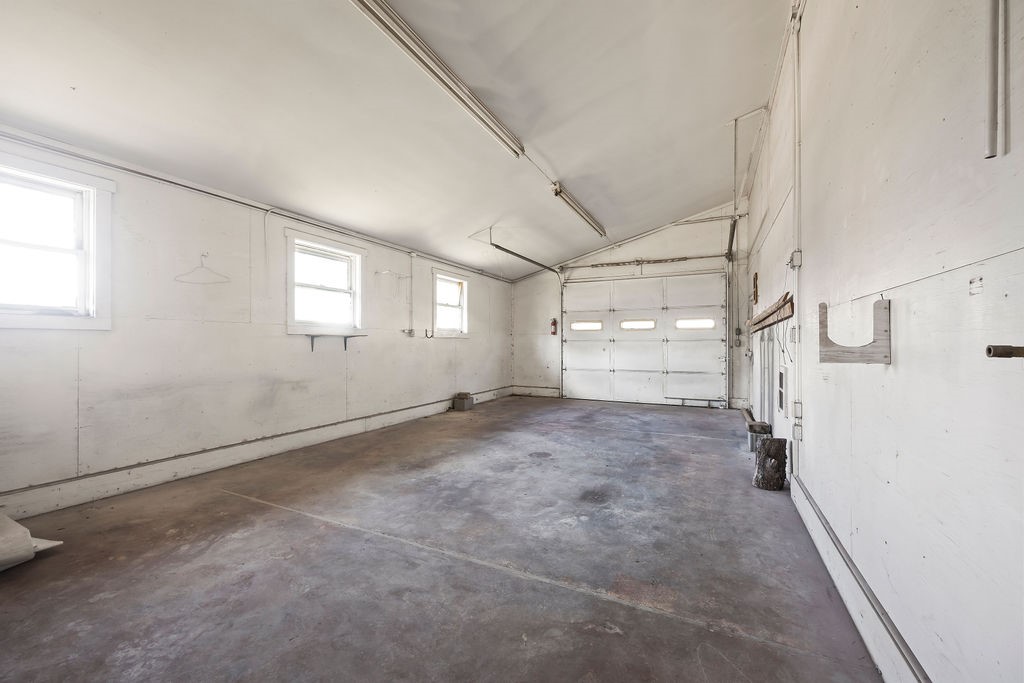 Gentry Orig Gentry - Commercial Lease