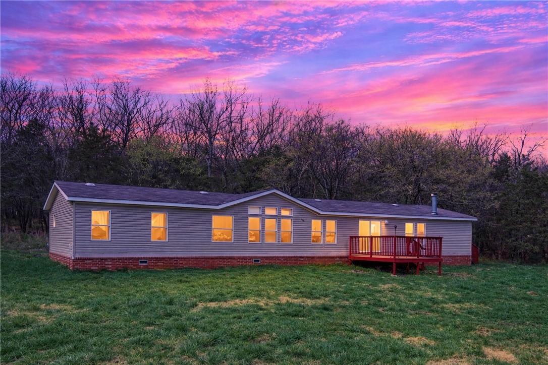 11121 Wolf Track Road