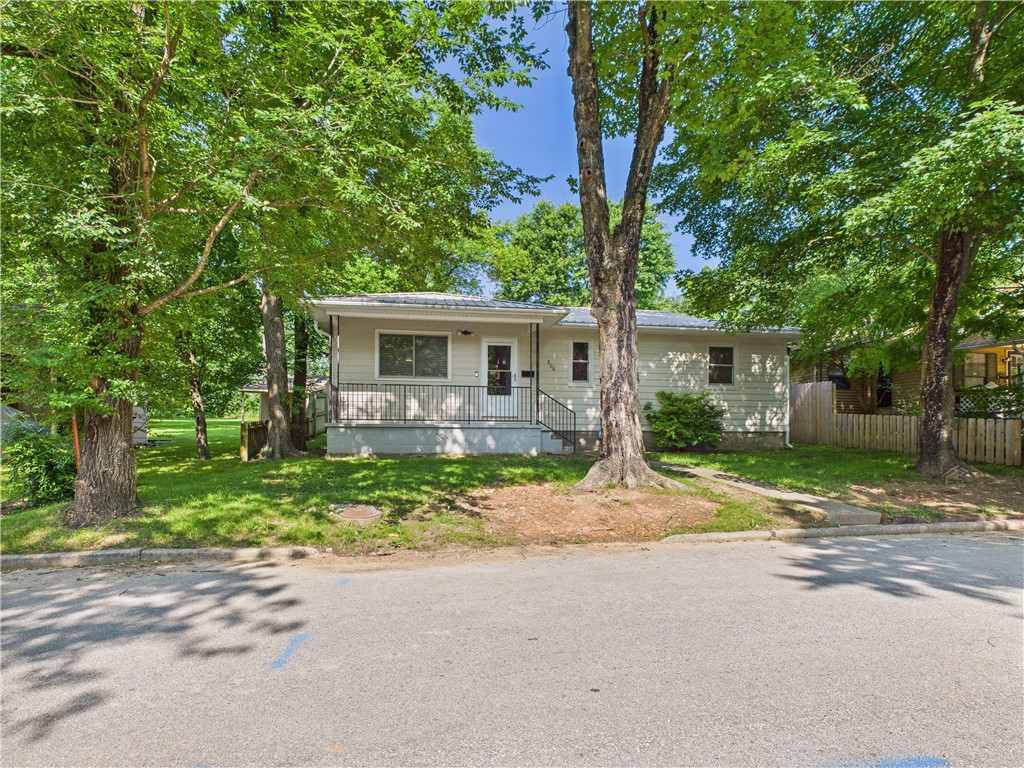 This beautifully updated home in the heart of Harrison offers the perfect blend of character and modern convenience. Featuring metal roofing, Hardie concrete siding, new carpet in the living room , and a brand-new HVAC system, this home has had many major updates already done ā giving you peace of mind for years to come.