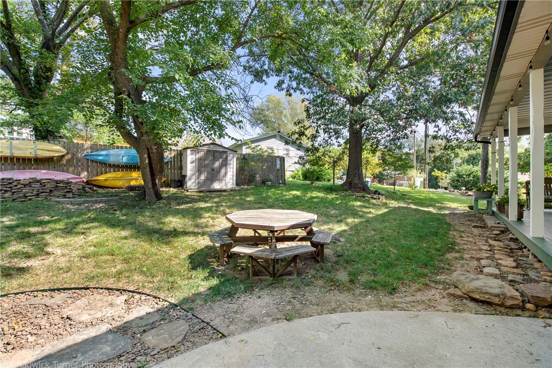 W A Burks Add Bentonville - Residential