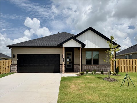 Photo of 1810 Bugg Street, Pea Ridge, AR 72751 (MLS # 1357555)