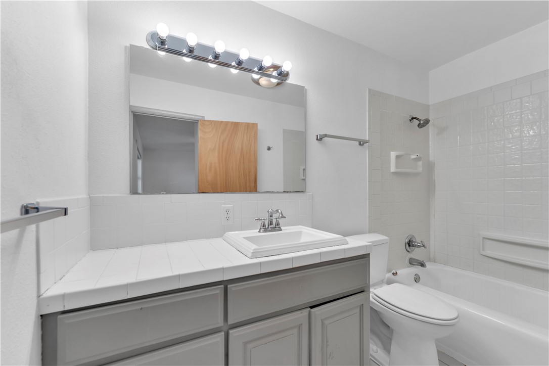 Felker Add Rogers - Residential