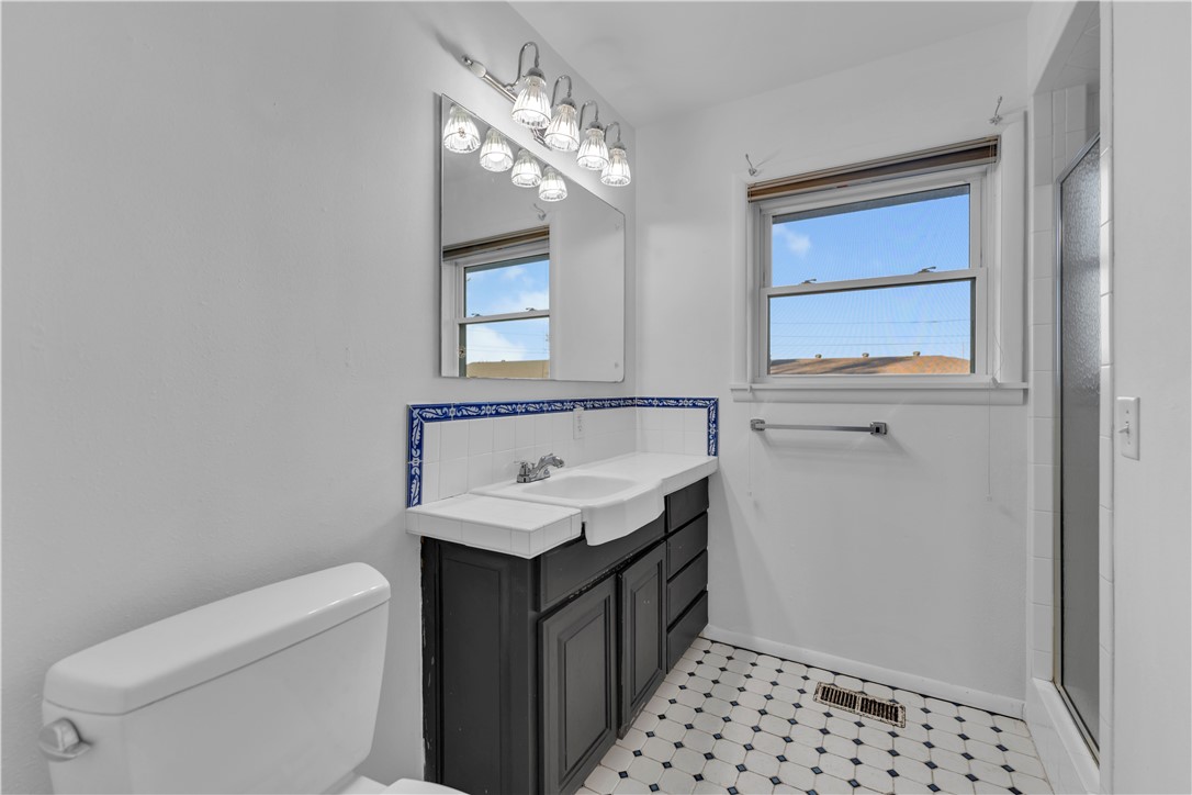 Felker Add Rogers - Residential