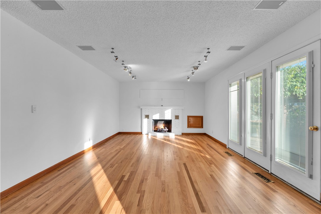 Felker Add Rogers - Residential