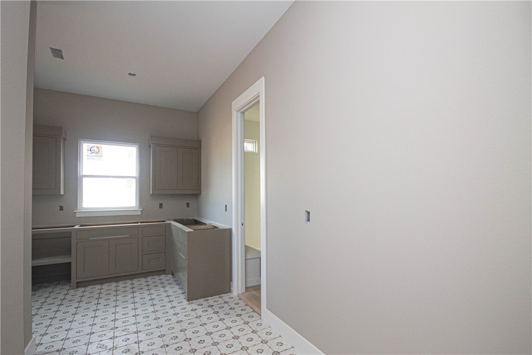 Scissortail - Residential