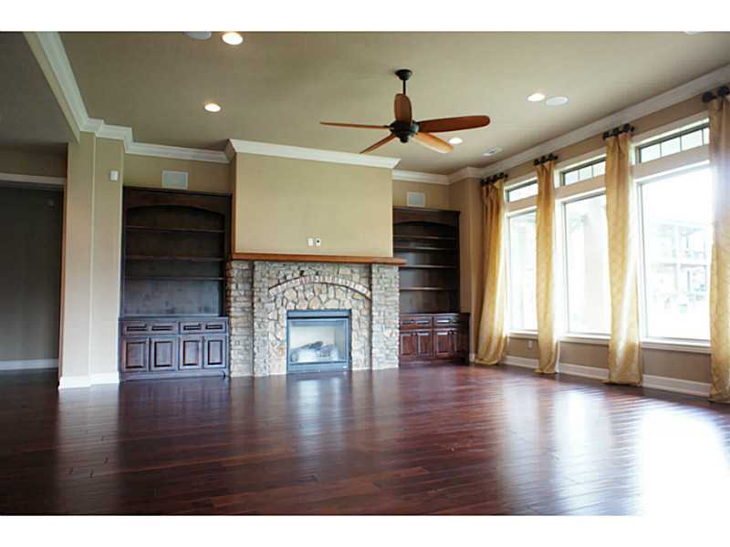 Shadow Valley Pud Ph Vii Rogers - Residential