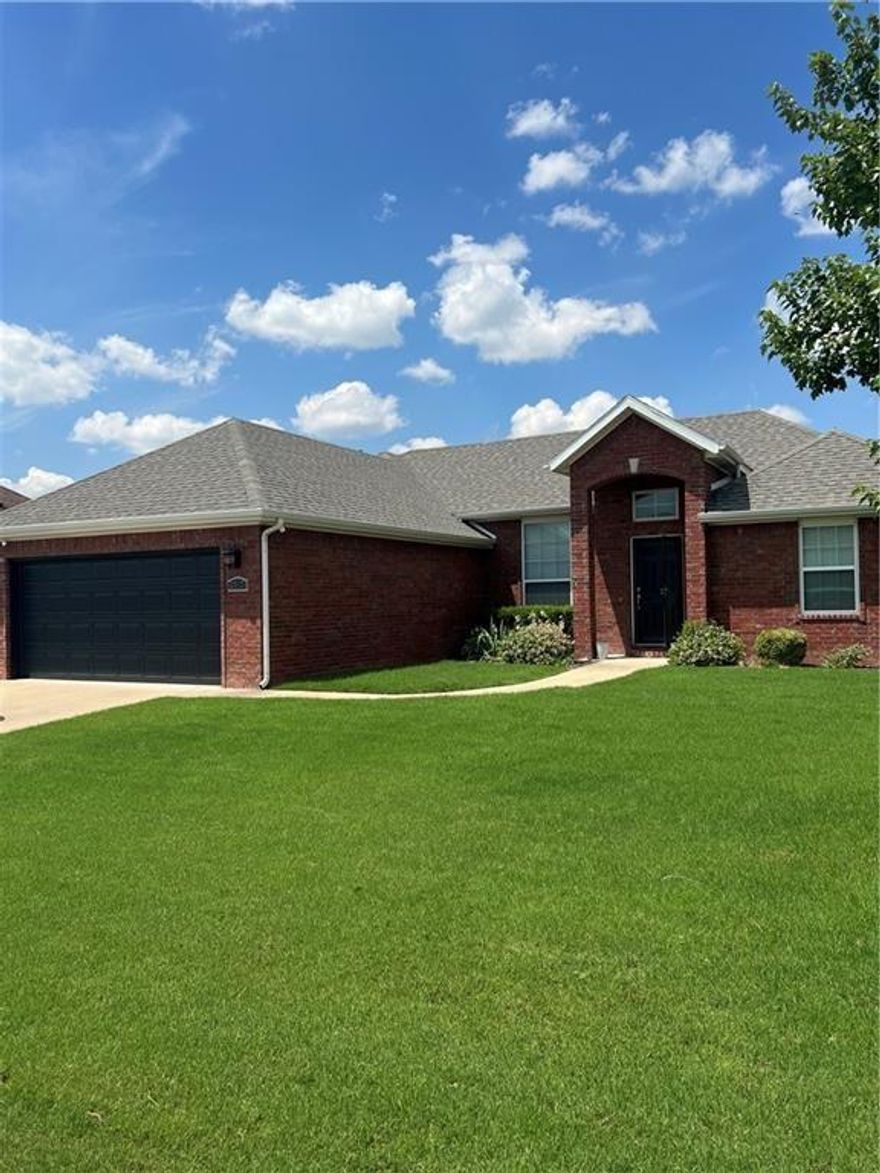 This meticulously maintained custom-built home sits on a corner lot and maintains a pristine, like-new appearance. It features hardwood flooring in the living room, along with granite countertops and stainless steel appliances in the kitchen. A highlight is the bright and cheerful sunroom located at the rear of the house, offering an ideal spot to enjoy your morning coffee. 6,9,12 month leases available. House is fully furnished.