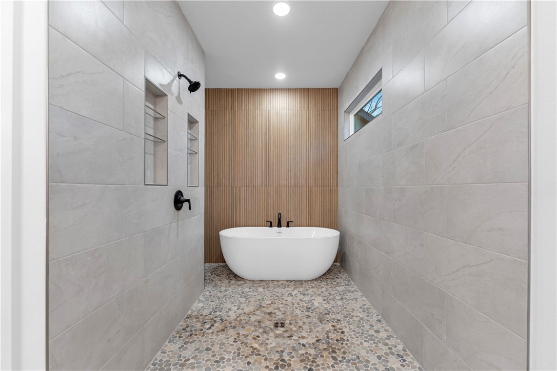 Lassiter 1st Add Lowell - Residential