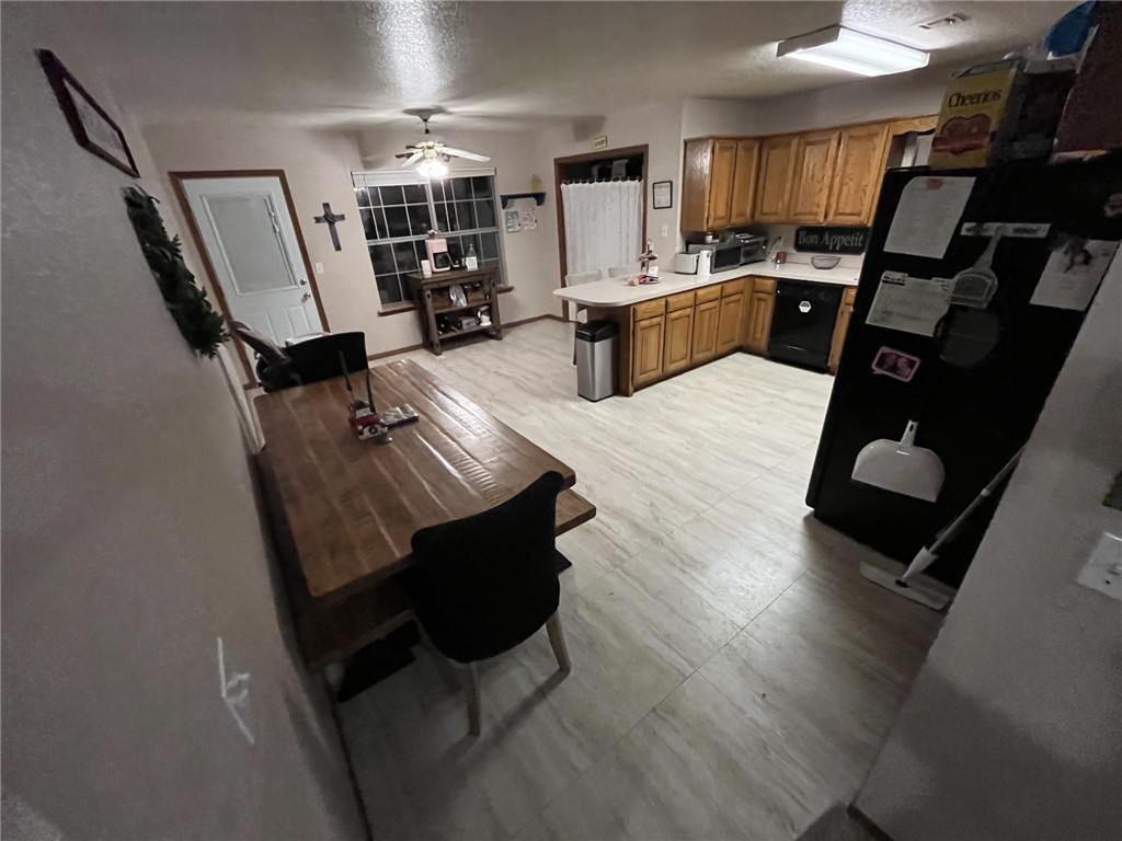 Centennial Acres Unit 07 Rogers - Residential Income