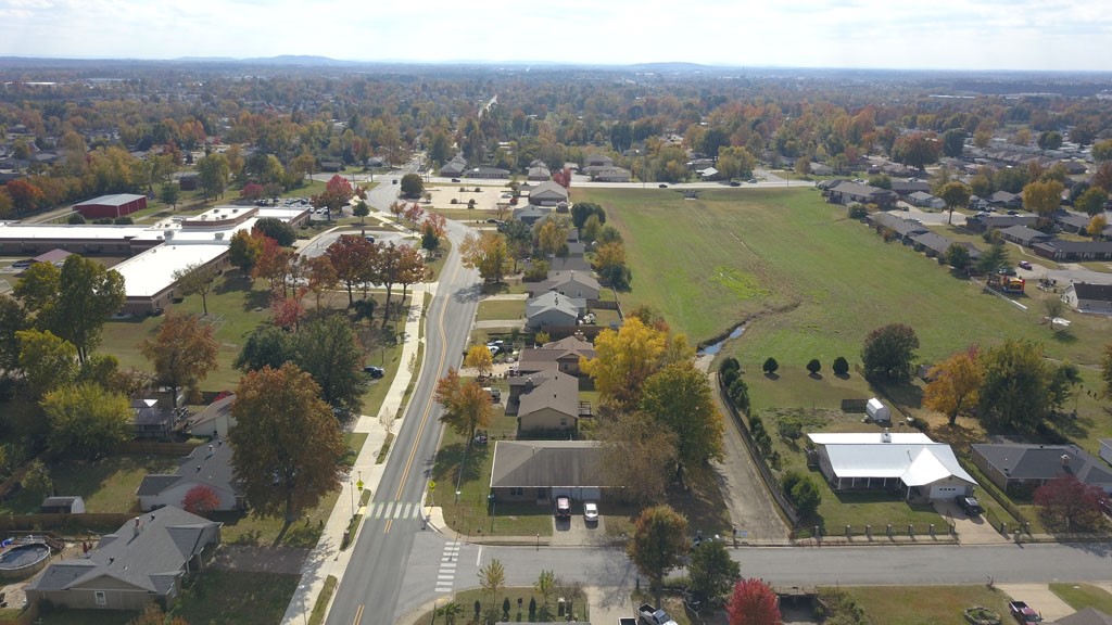 Centennial Acres Unit 07 Rogers - Residential Income