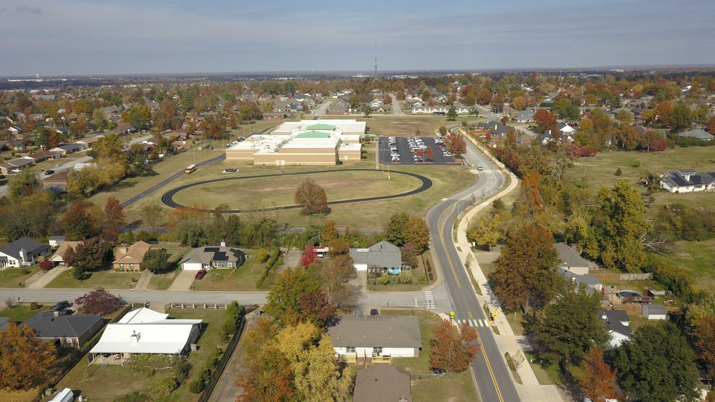 Centennial Acres Unit 07 Rogers - Residential Income