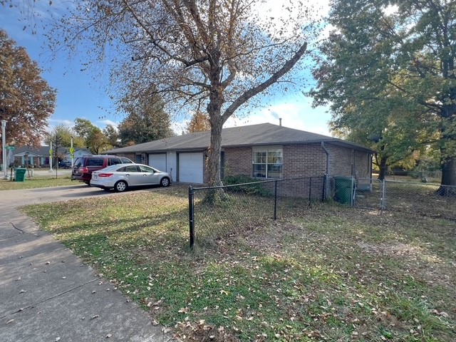 Centennial Acres Unit 07 Rogers - Residential Income