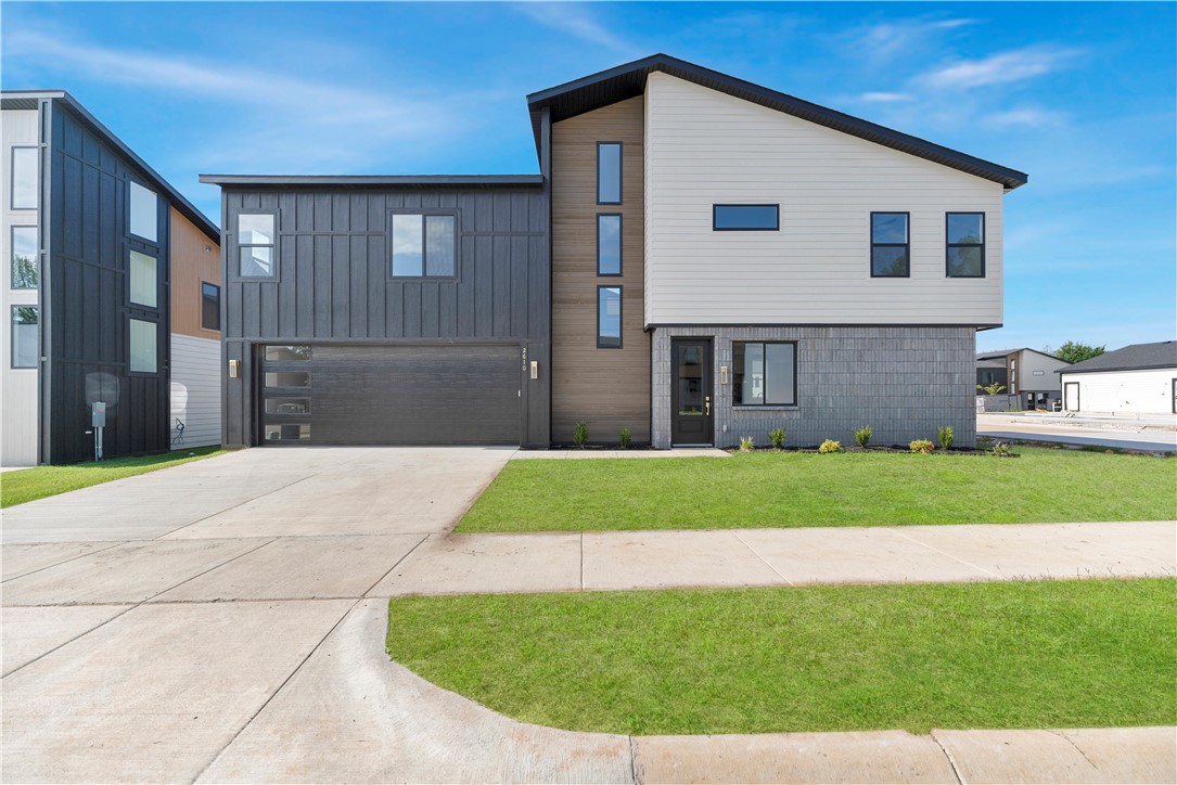 Photo 1 of 20 — 2610 W Bonnie Lane, Rogers, AR 72758