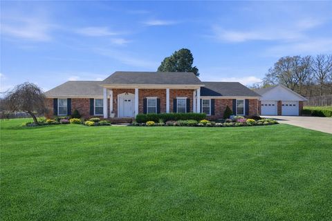 Photo of 1409 Oaks Manor Drive, Fayetteville, AR 72703 (MLS # 1339331)