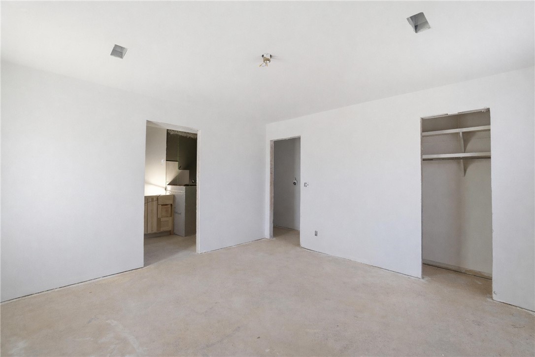 Oaks Manor Sub - Residential