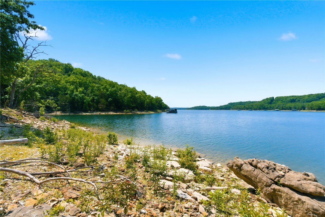 Lake Forest Estates - Land