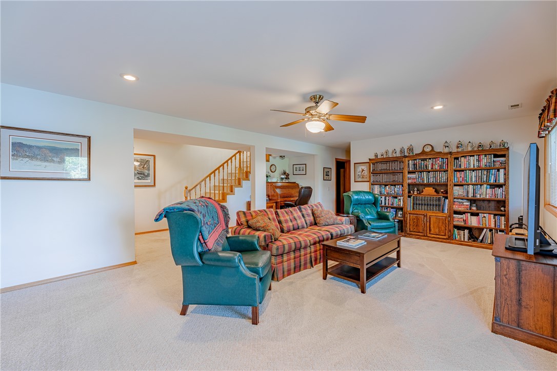 Churchill Sub Bvv - Residential