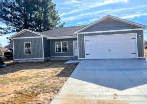 New construction home just steps away from the golf course. Open floor plan in this 3brm 2ba home with dbl garage. Master features tiled walk-in shower as well as large walk-in closet.