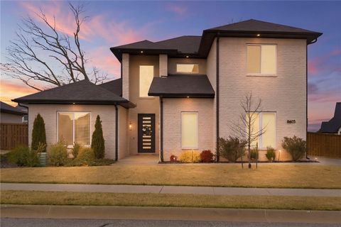 Photo of 8605 W Migration Way, Bentonville, AR 72713 (MLS # 1339083)