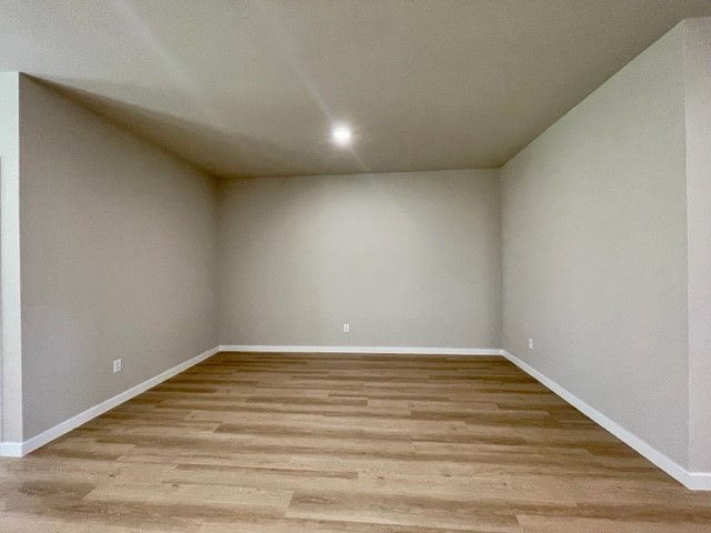 Cottonwood Place - Residential Lease