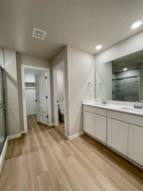 Cottonwood Place - Residential Lease