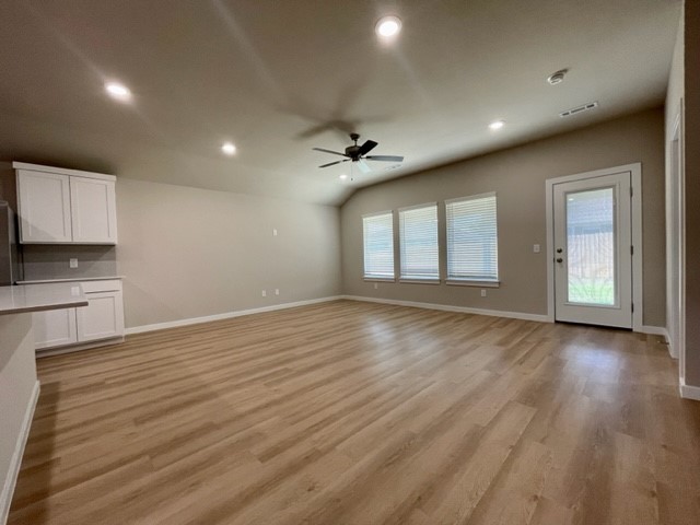 Cottonwood Place - Residential Lease
