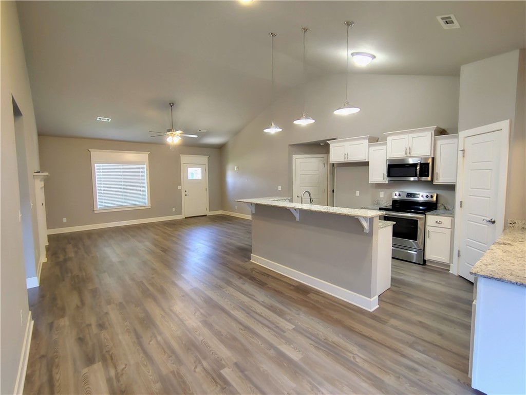 Belle Meade Sub Ph 4 - Residential Lease