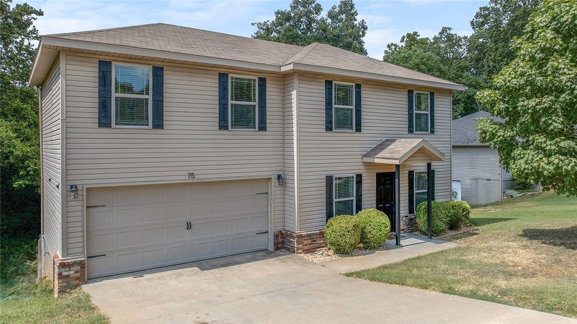75 Melanie Drive