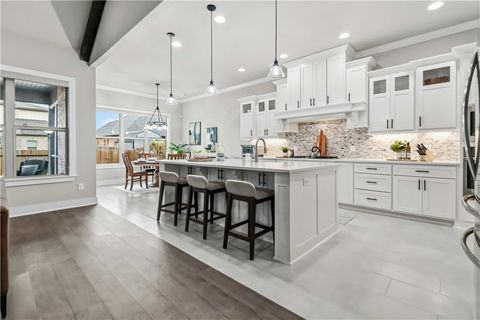 Photo of 1504 Ridgeline Avenue, Lowell, AR 72745 (MLS # 1333964)