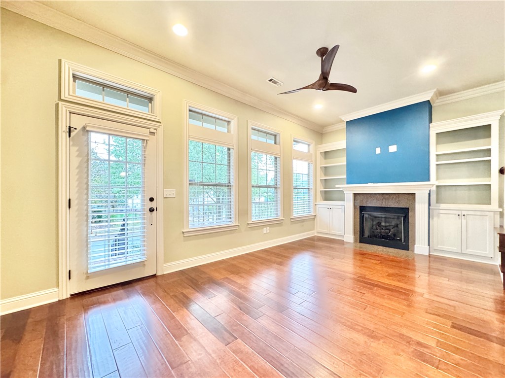 Lakewood Sub - Residential Lease