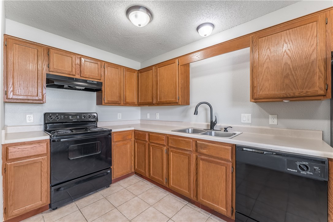 Carriage Square Sub Bentonville - Residential Income