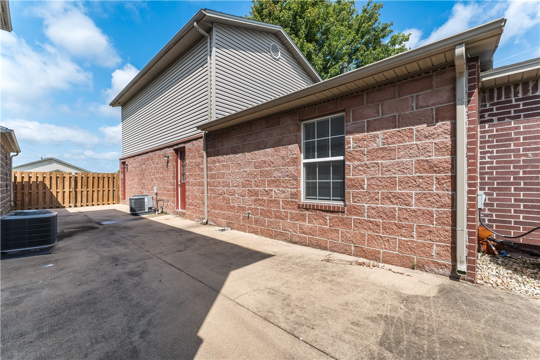Carriage Square Sub Bentonville - Residential Income