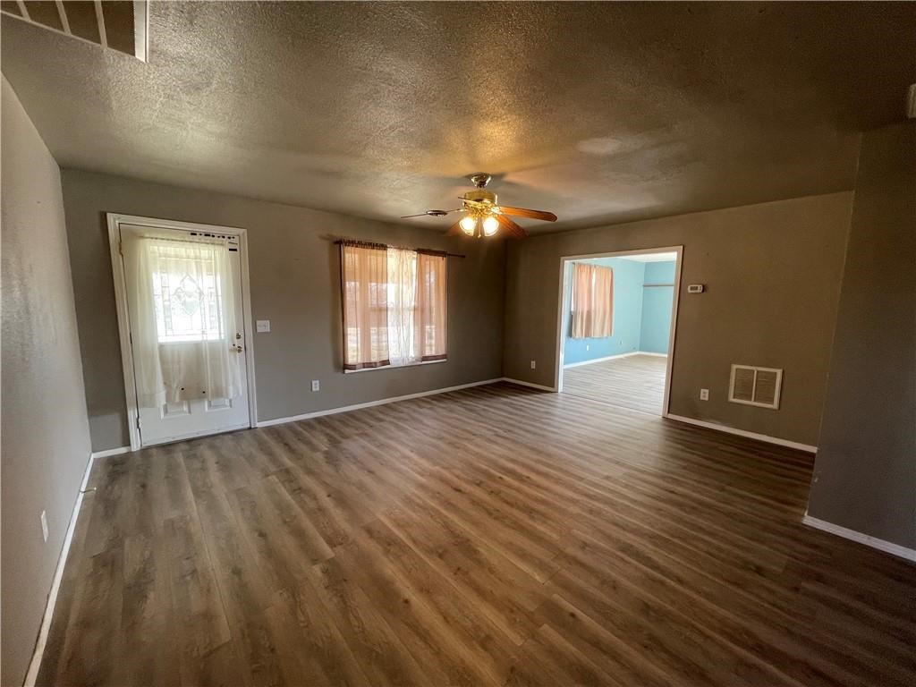 Johnsons 2nd Add Cave Spgs - Residential Lease