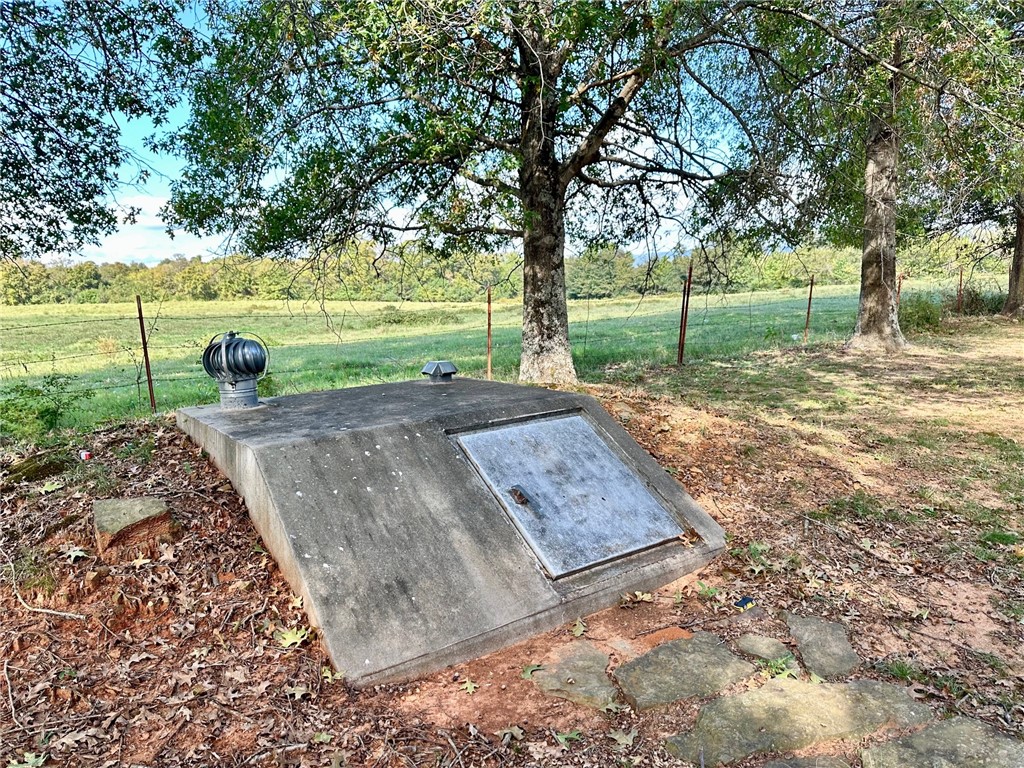 no subdivision - Residential