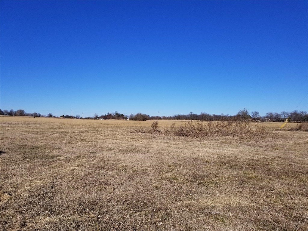 Fayetteville Outlots Annex 2000 - Commercial Sale